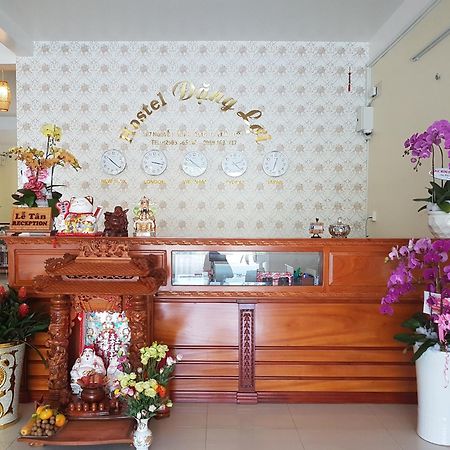 Hostel Dang Loi ホステルダンロイ Chau Doc Esterno foto