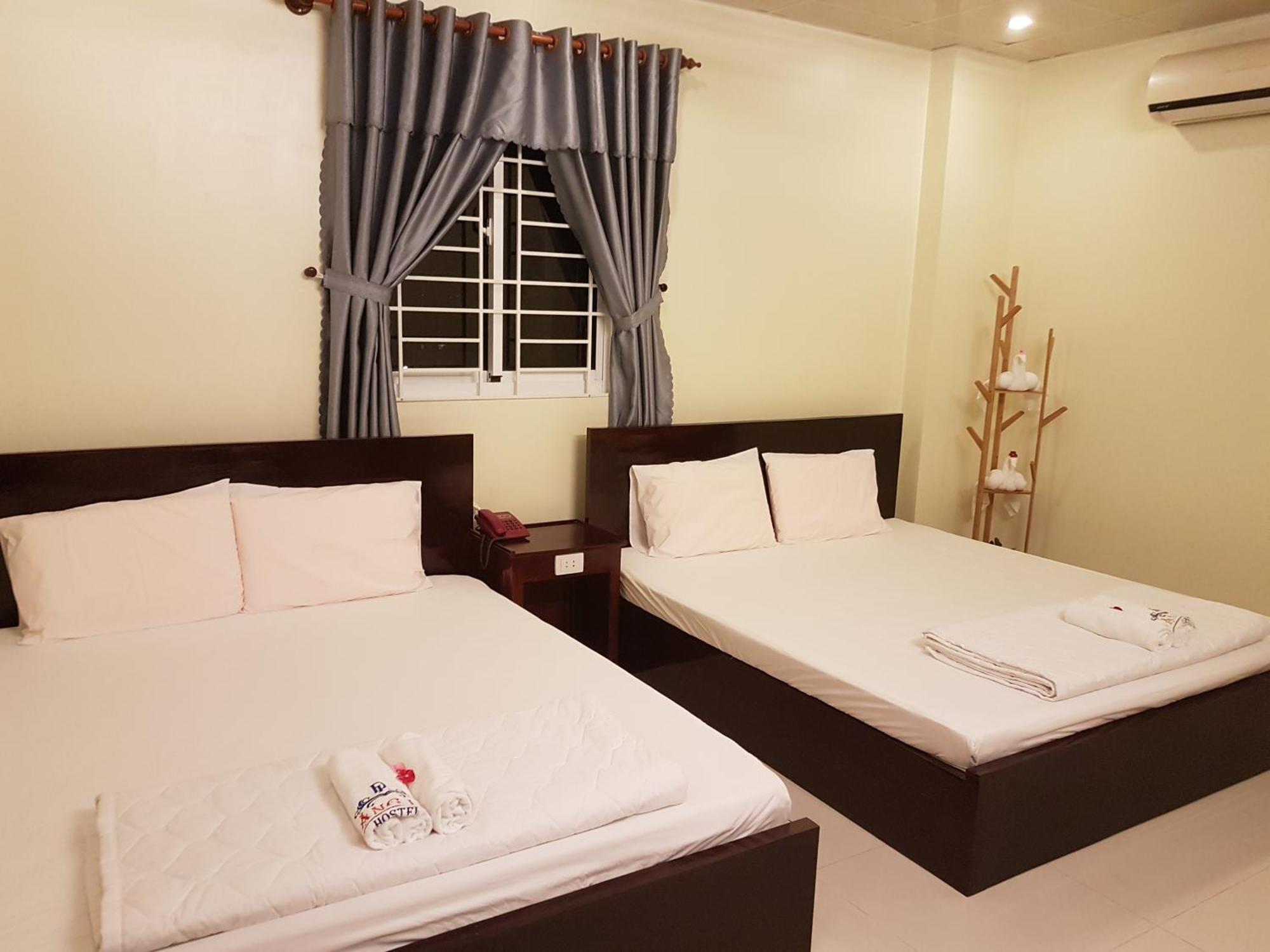 Hostel Dang Loi ホステルダンロイ Chau Doc Esterno foto